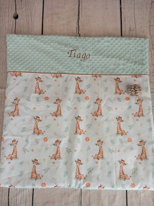 Couverture personnalisée bébé girafes