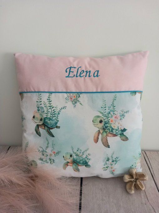 Coussin avec housse personnalisée 40 x 40 cm tortue / uni rose clair