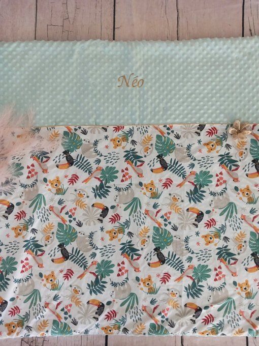 Couverture personnalisée bébé jungle blanche / minky vert