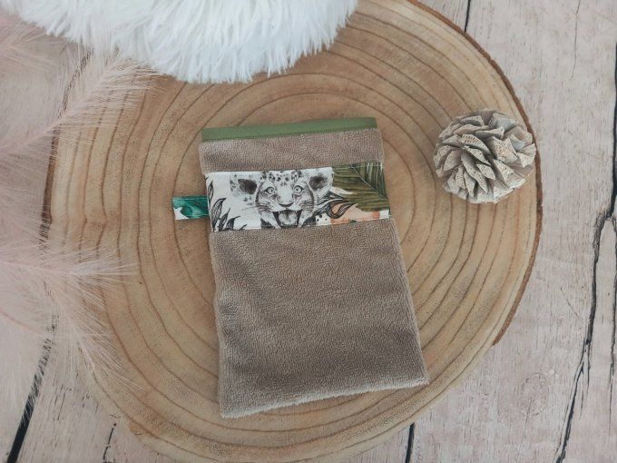 Gant de toilette savane verte / micro-éponge taupe