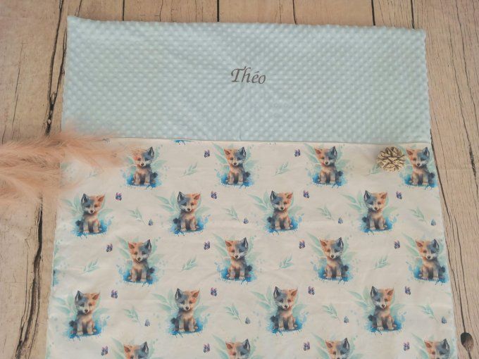 Couverture personnalisée bébé loup / minky bleu