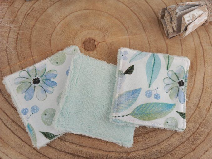 Lingettes 9x9 cm fleurs bleues / micro-éponge bambou verte