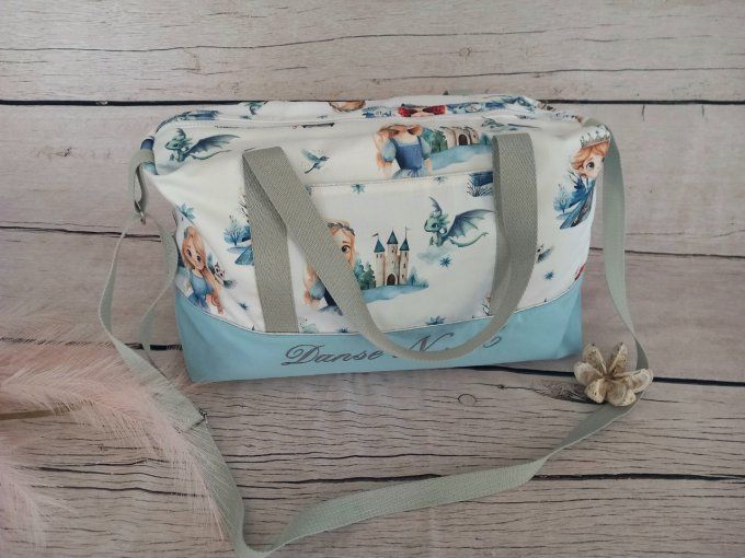 Sac à langer princesses / tissu uni bleu clair