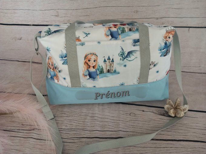 Sac à langer princesses / tissu uni bleu clair