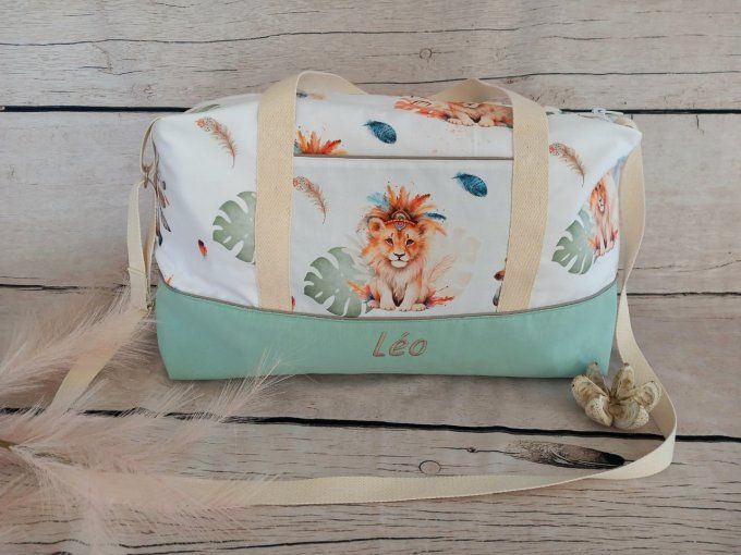Sac à langer lion boho / tissu uni vert clair