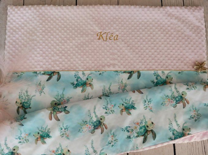 Couverture personnalisée bébé tortue / minky rose
