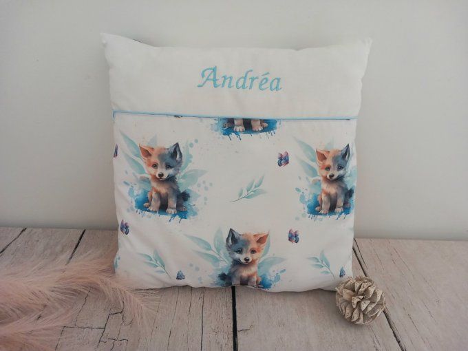 Coussin et housse personnalisée 40 x 40 cm loup / uni blanc