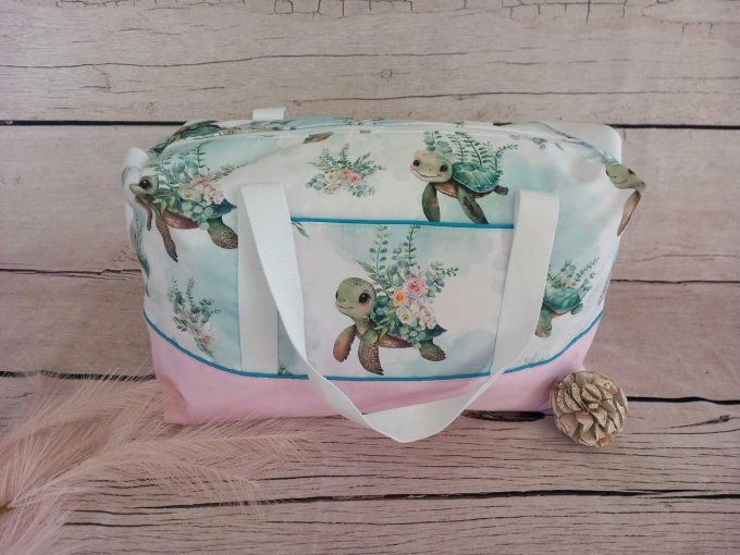 Sac à langer tortue / tissu uni rose clair