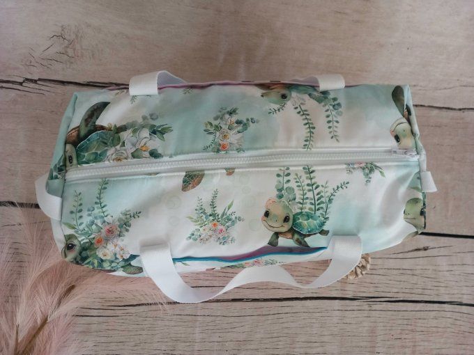 Sac à langer tortue / tissu uni rose clair