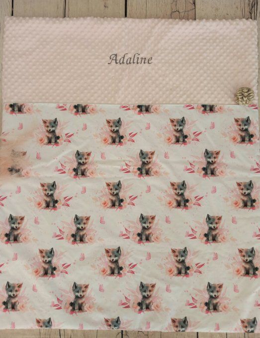 Couverture personnalisée bébé louve / minky rose