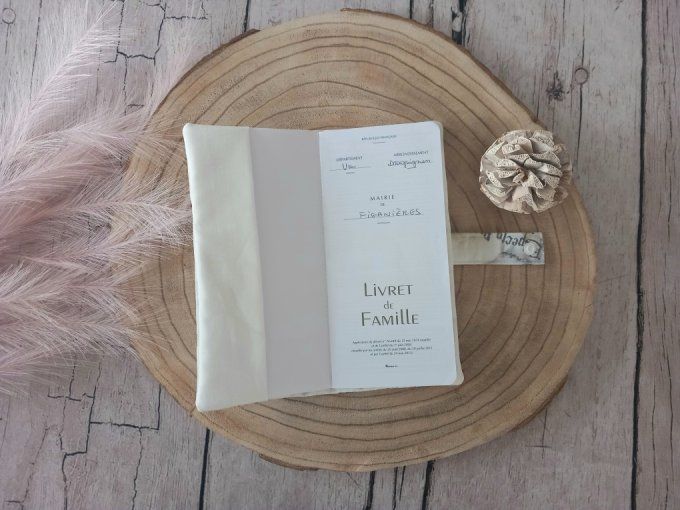 Protège livret de famille sorciers / uni écru