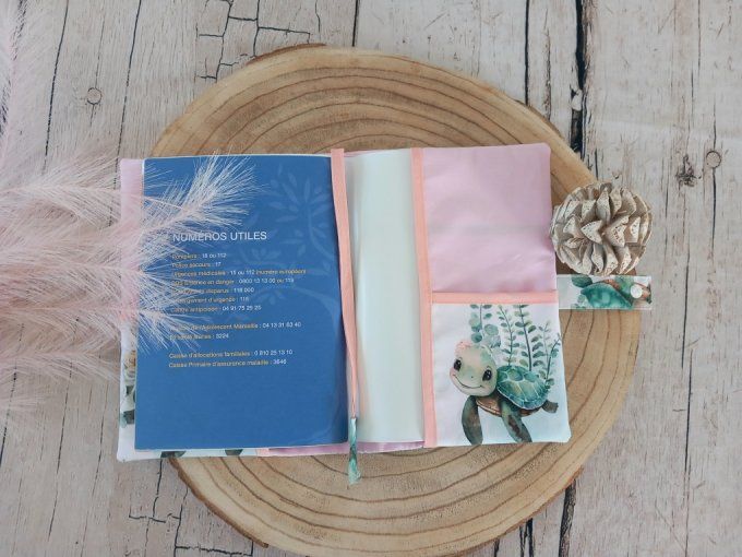 Protège carnet de santé tortue / uni rose