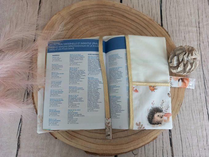 Protège carnet de santé animaux de la forêt / uni écru