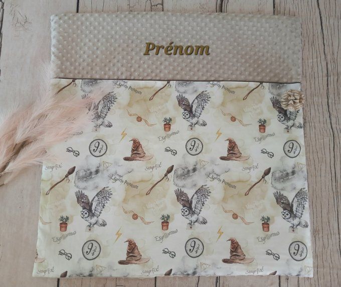 Couverture personnalisée bébé sorciers / minky taupe