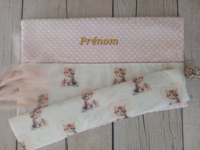 Couverture personnalisée bébé chat / minky rose clair