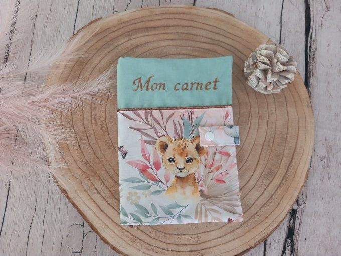 Protège carnet de santé animaux marrons / uni vert clair