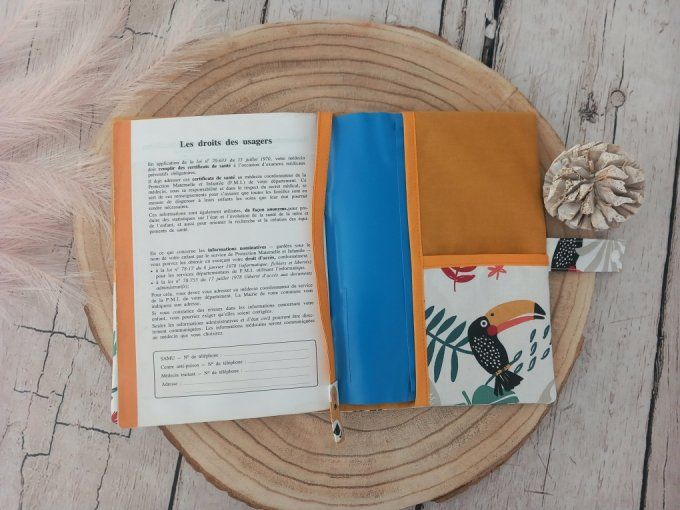 Protège carnet de santé jungle blanche / uni ocre