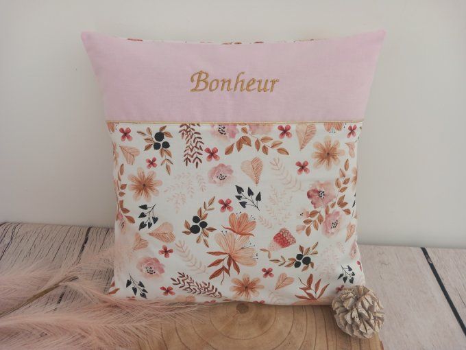 Coussin et housse personnalisée 40 x 40 cm fleurs sauvages / uni rose clair