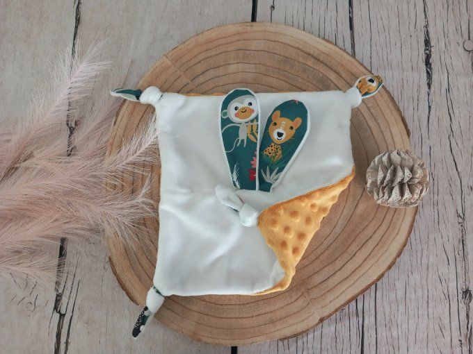 Doudou lapin jungle verte