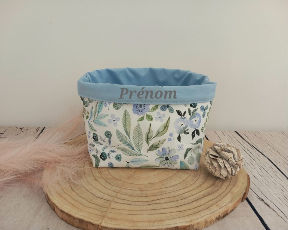 Panière à couches fleurs bleues / uni bleu clair