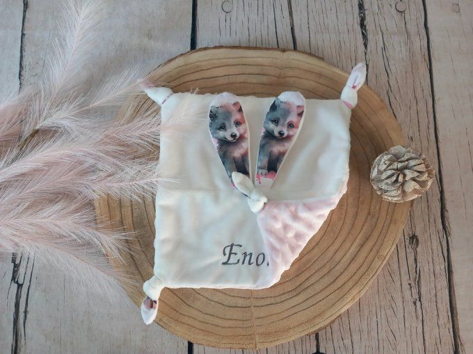 Doudou lapin louve / minky rose