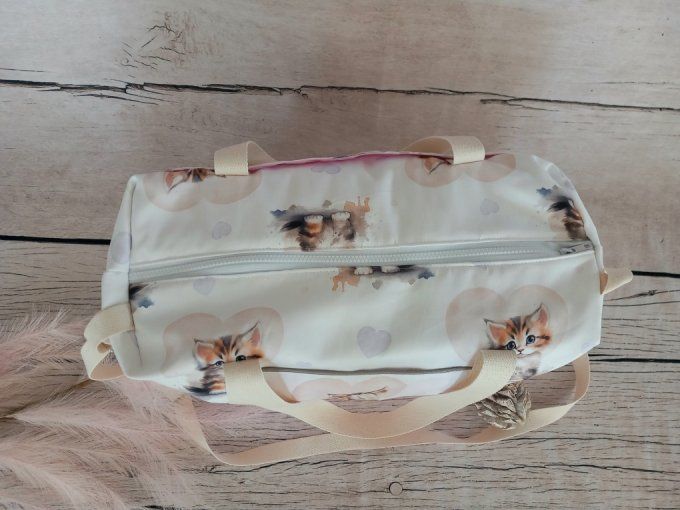 Sac à langer chat / tissu uni rose clair