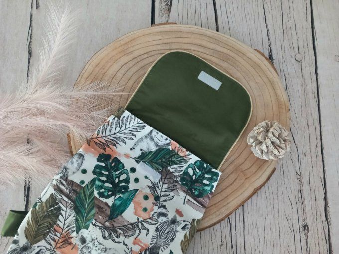 Sac à dos enfant savane verte / rabat uni vert kaki