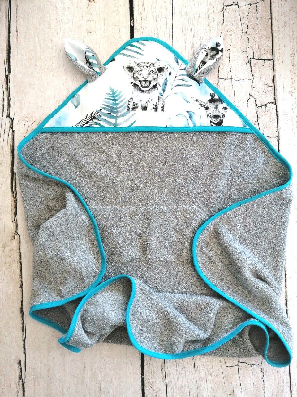 Cape de bain Enfant Personnalisée - Motif Tracteur - CréaFlo